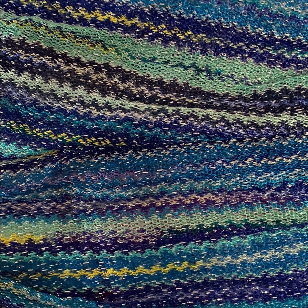 Blue patterned infinity scarf - Picture 3 of 5